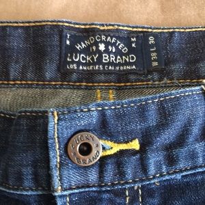 Lucky Brand 329 Classic Straight jeans